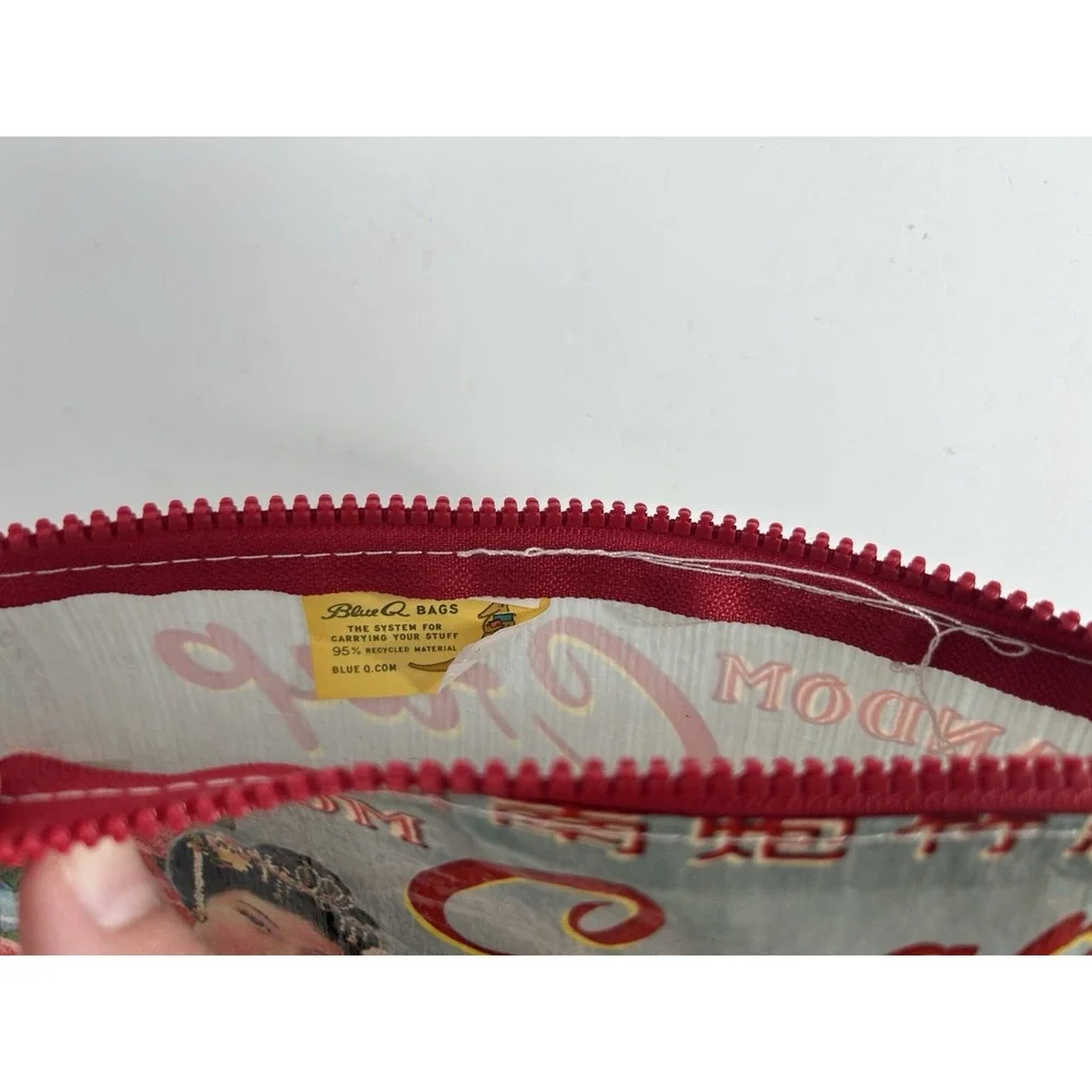 The Best of Blue‎ Q! Medium Zipper Pouch 7